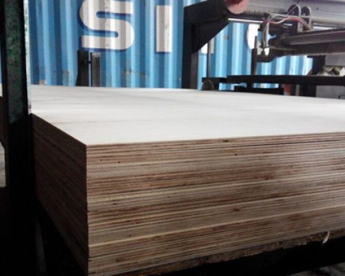 Film_Faced_Plywood_01